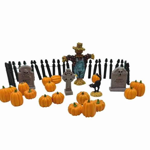 Department 45 Halloween Miniature Set Scarecrow Pumpkins Gravestones Fence 22 - Picture 2 of 10